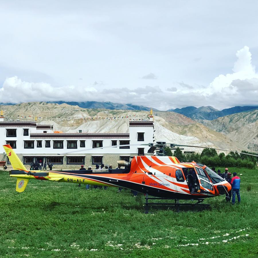 Royal Mustang Resort Nāmbo Exterior photo